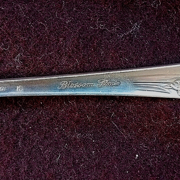 SOLDInternational Silver- Blossom Time- H (86 piece) - Picture 8 of 9